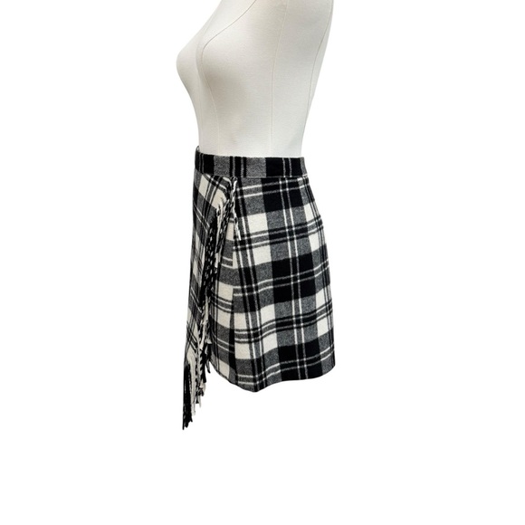 Antonio Melani Georgie Brushed Plaid Fringe Wrap Front Mini A-Line Skirt Size 10 - Picture 12 of 16